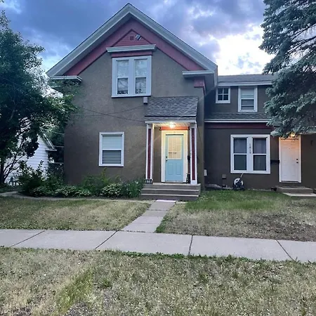 Anoka Apartments In Historical Victorian House